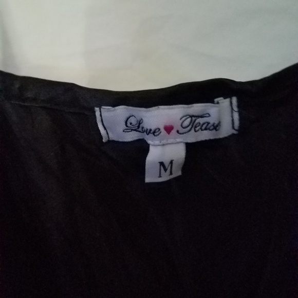 Love tease size medium - Picture 3 of 3